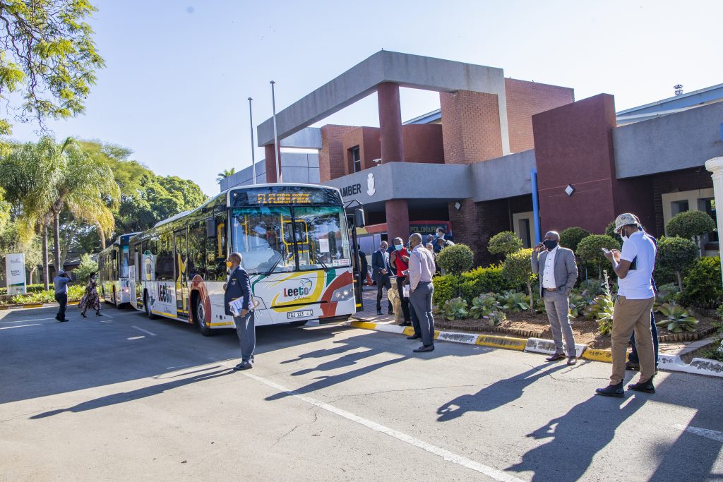 Leeto bus at Council Chambers